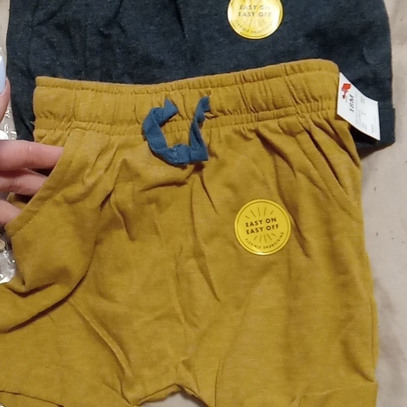 NWT 2 Cat&Jack BabyBoy Shorts - Picture 6 of 7